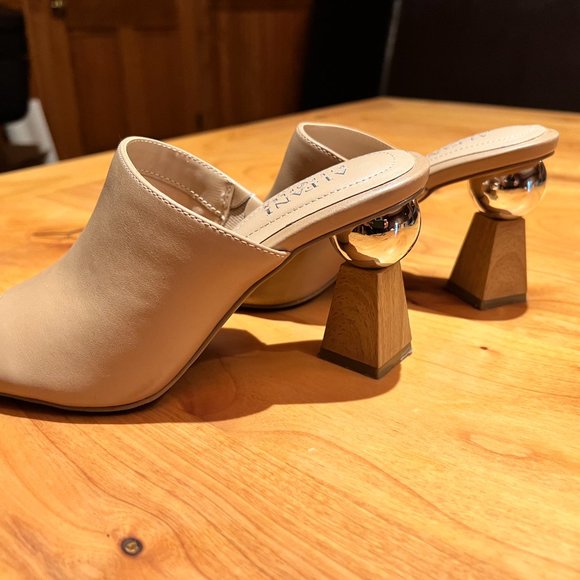 Alfani Step n Flex heels - Picture 3 of 3